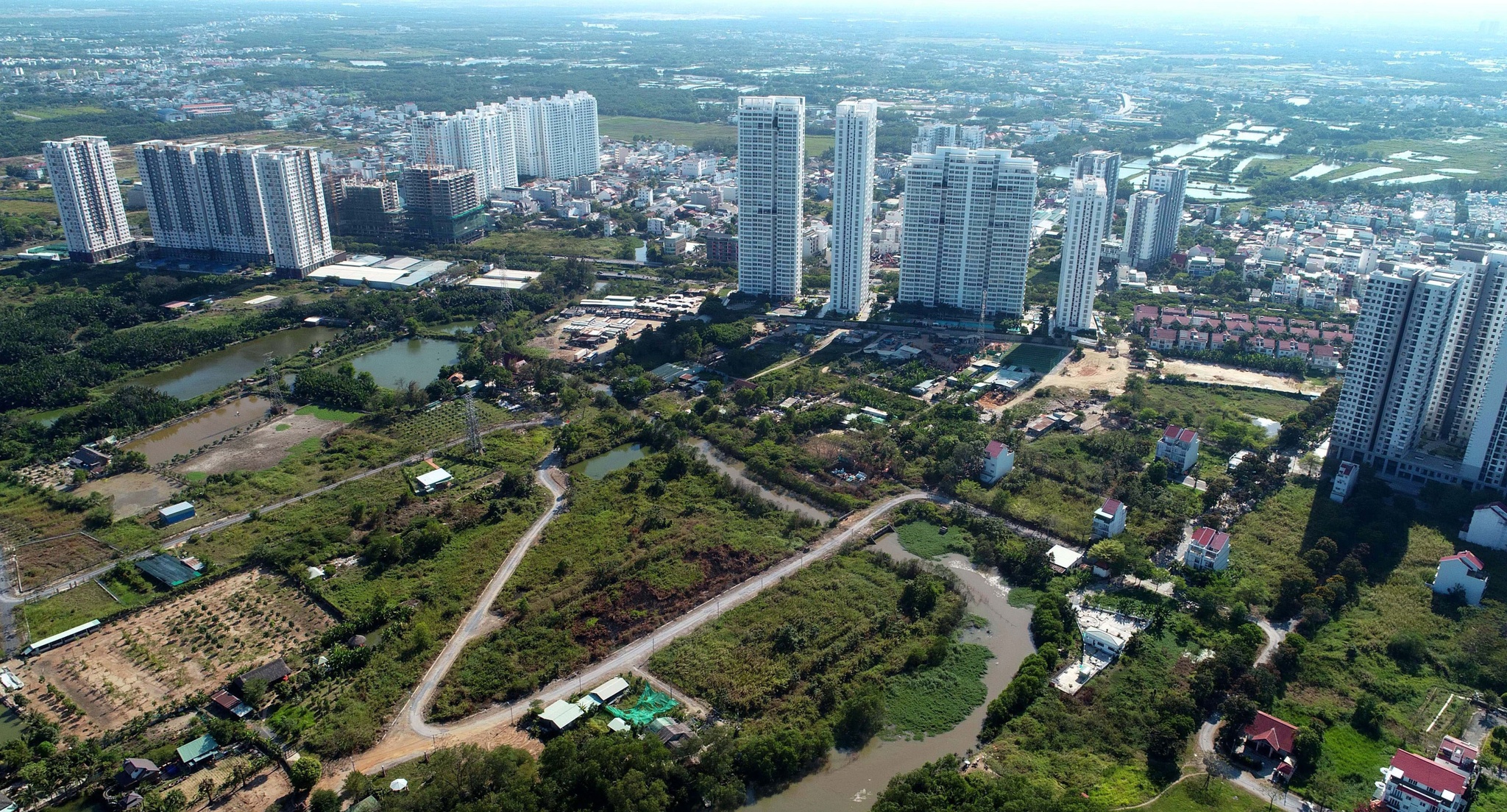 Chuyên gia dự báo: Giá bất động sản sẽ còn tiếp tục giảm